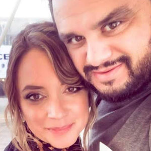 Meet your Posher, Loreyomar